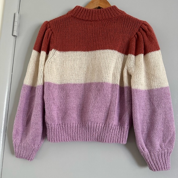 Gianni Bini cropped striped sweater with slight puff at shoulder Mock turtleneck - Picture 3 of 10